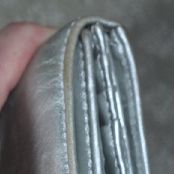 Coach Silver Leather Tri-Fold Flap Wallet Clutch - Picture 5 of 6